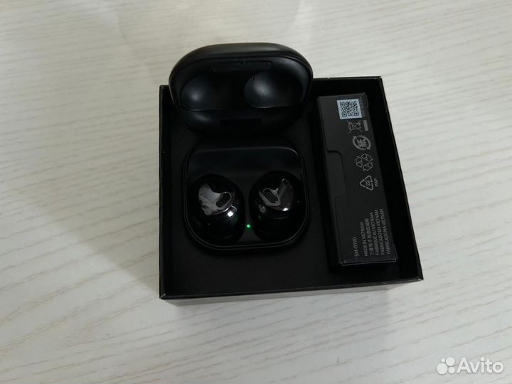 Наушники Galaxy buds pro