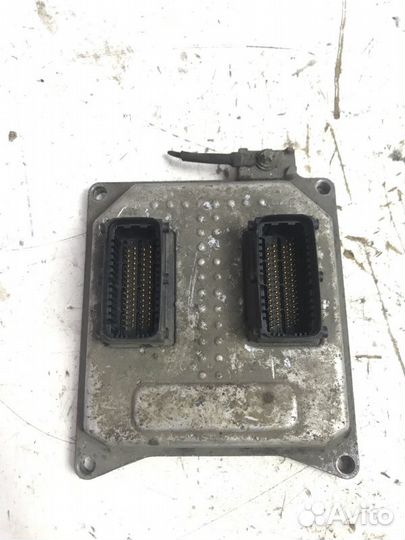 Блок управления двигателем Opel Vectra C Z18XER