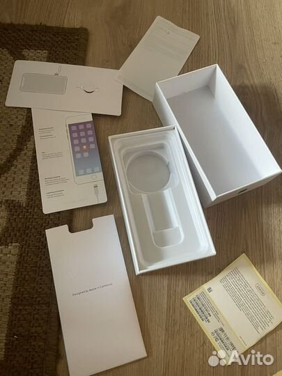 Коробки iPhone