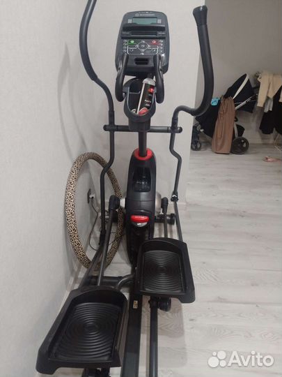 Эллиптический тренажер
