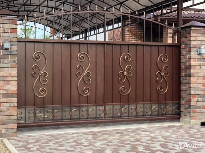 Ворота автоматические откатные арочные кованные