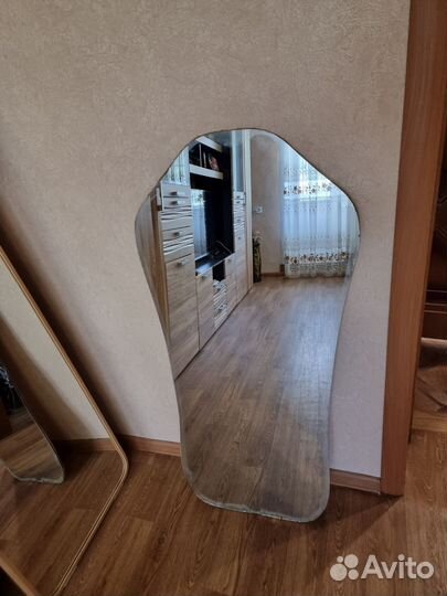 Зеркало без рамы