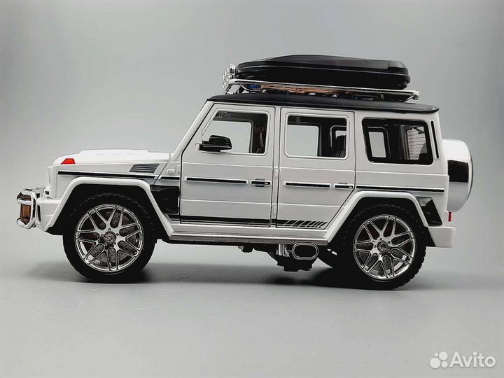 Мерседес G Гелик с выхлопом и багажником на крыше