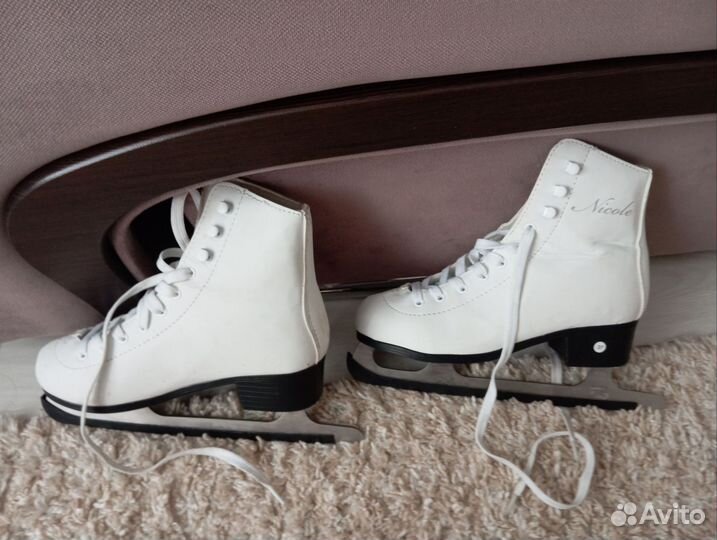 Коньки фигурные 37 размер