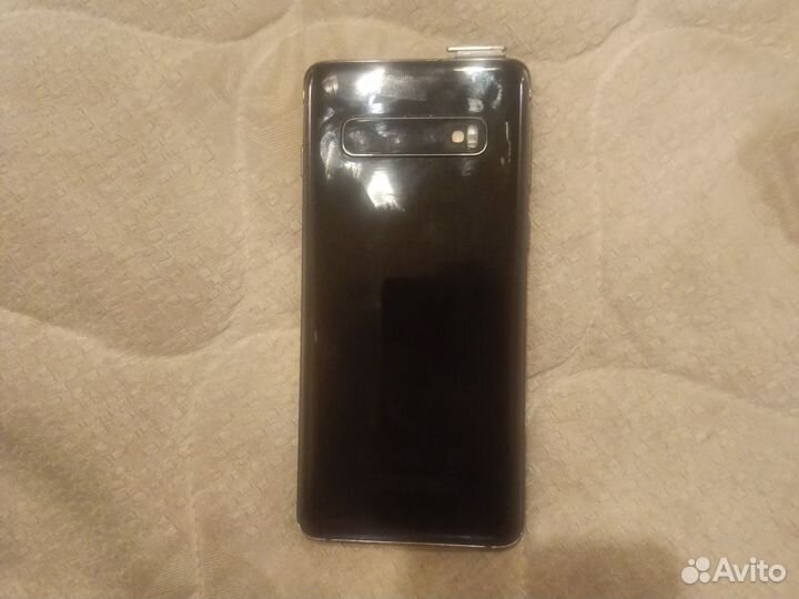 Samsung Galaxy S10, 8/128 ГБ