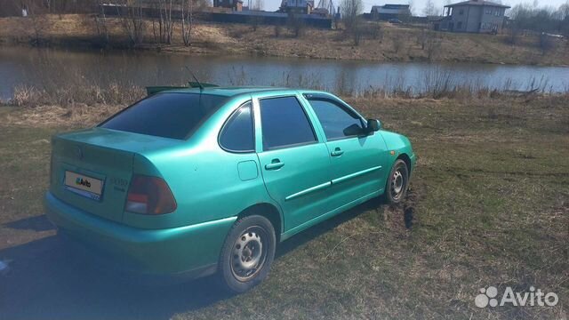 Volkswagen Polo 1.6 МТ, 1998, 285 644 км