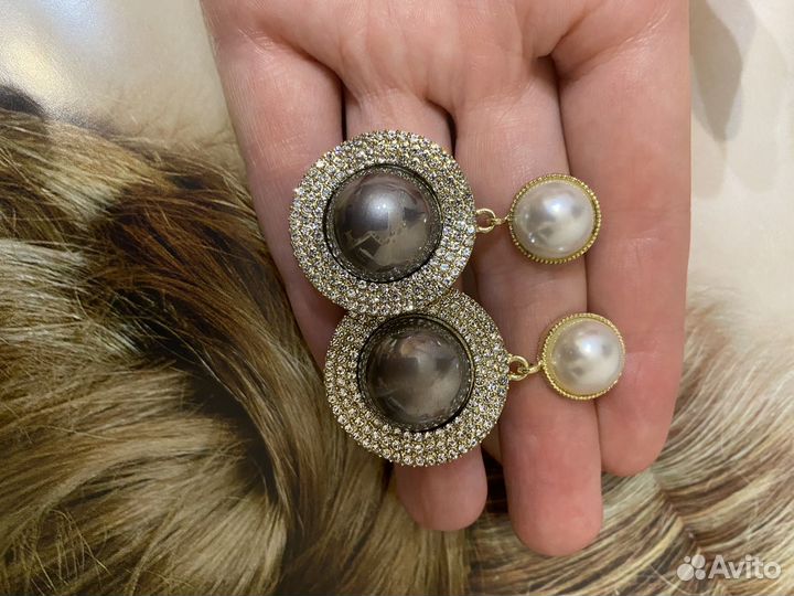 Серьги модные праздничные