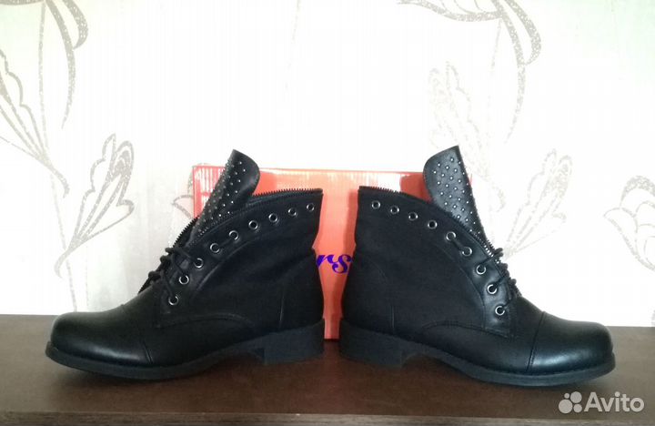 Ботинки 39 р (новые)