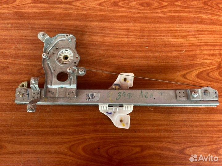 Стеклоподъемник задний левый Hyundai Creta