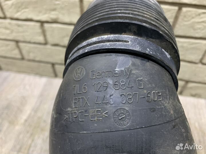 Audi Q7 4L Патрубок воздушного фильтра 3,6л BHK