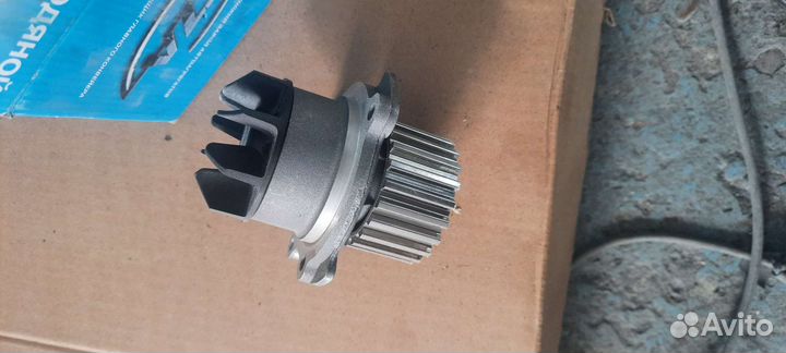 Насос водяной