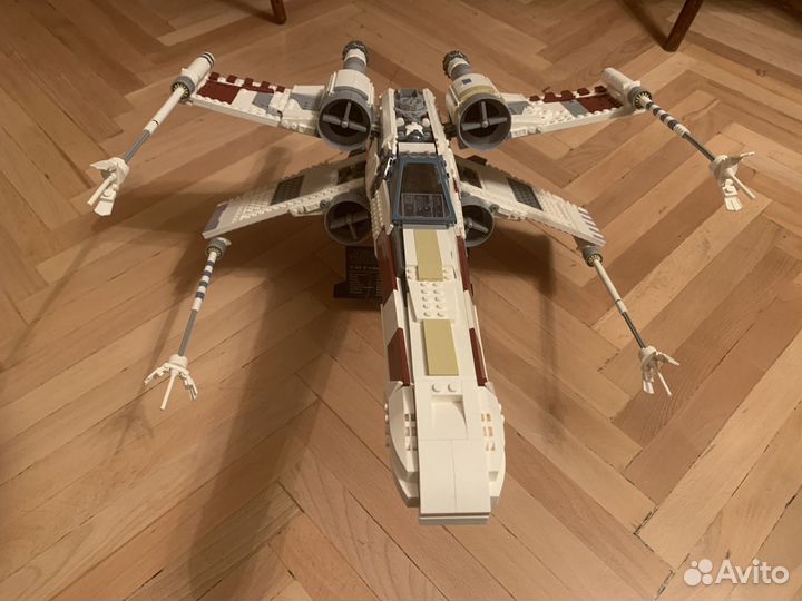 Звёздный истребитель X-Wing 75355