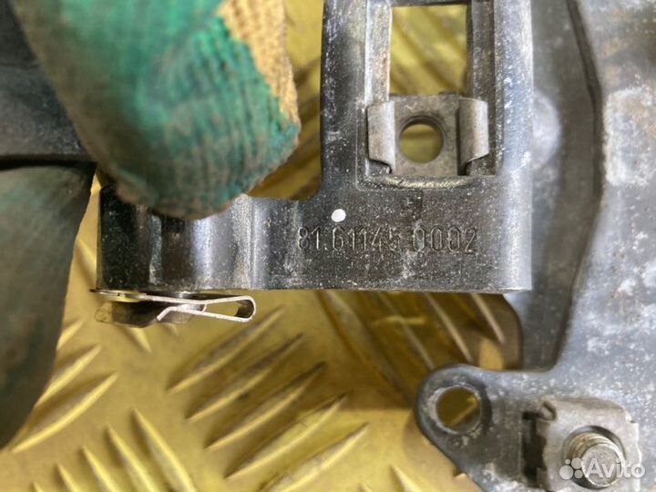 Петля капота Man Tgl Tgm Tga Tgs Tgx