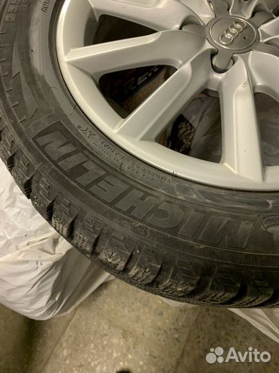 Michelin X-Ice North 2 235/55 R17