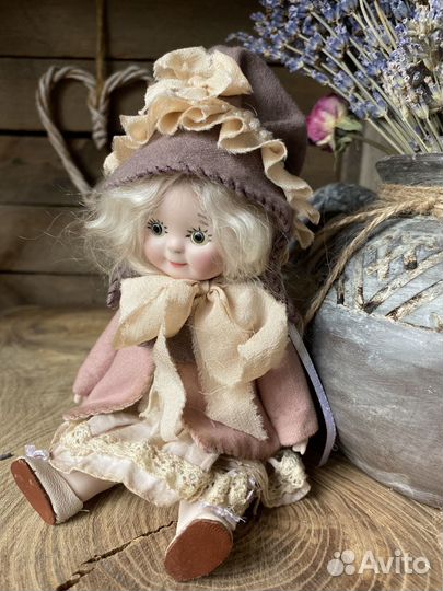 Кукла фарфоровая коллекционная
