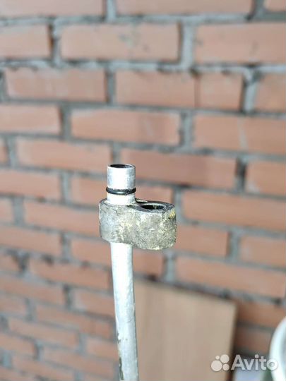 Трубка кондиционера Ниссан Тиида