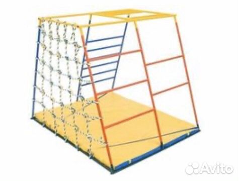 Многофункциональный спорткомплекс (спортивный угол