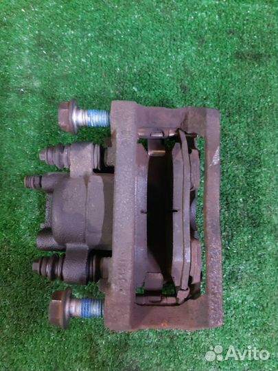 Dodge RAM 1500 задний тормозной суппорт левый