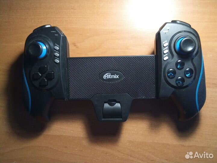 Беспроводной Bluetooth игровой контроллер Ritmix