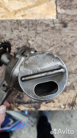 Масляный насос Mercedes W202