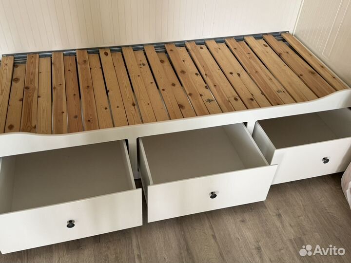 Кровать кушетка IKEA хемнэс