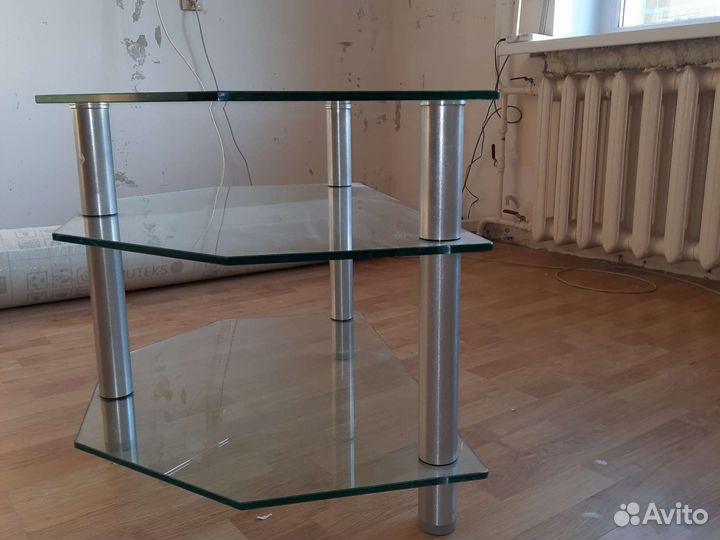 Стеклянная тумба