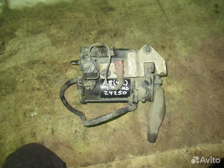 Насос регулировки подвески Audi A8 4E 2003-2010 (4