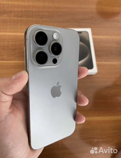 iPhone 15 Pro, 256 ГБ