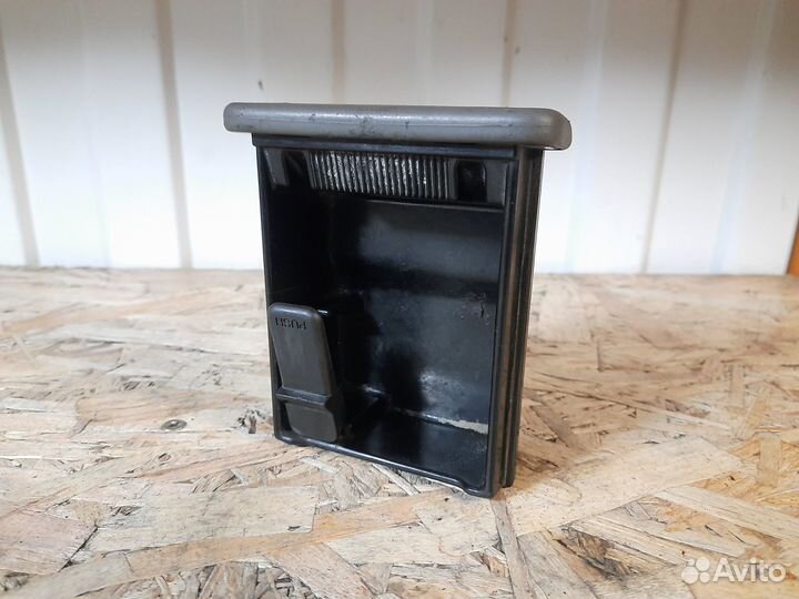 Toyota corolla ае110 пепельница