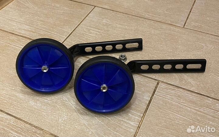Колеса боковые