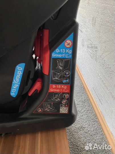 Детское автокресло от 0 до 18 chicco