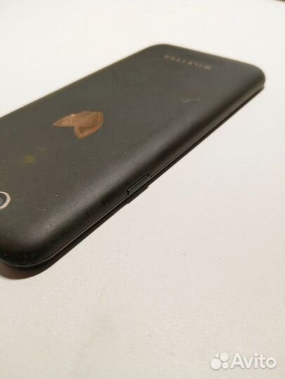 Wileyfox Spark, 8 ГБ