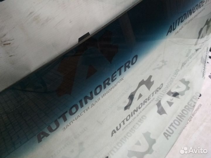 Лобовое стекло Volkswagen Golf 2