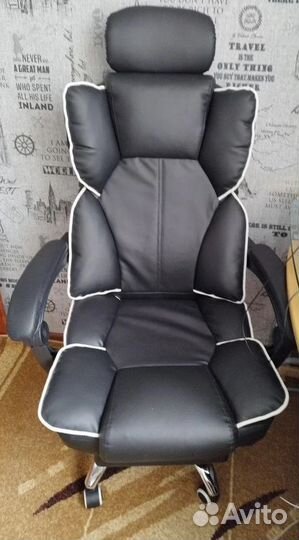 Офисное кресло (геймерское). Кресло для директора