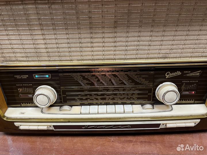 Ламповый приёмник Graetz Musica 617. 144