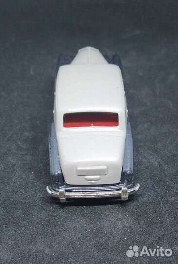 Модель автомобиля Rolls-Royce Silver Cloud