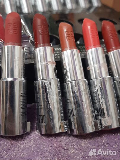 Помада givenchy le rouge