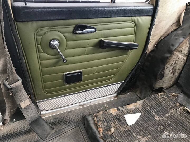 Газ 2401 дверные карты, руль