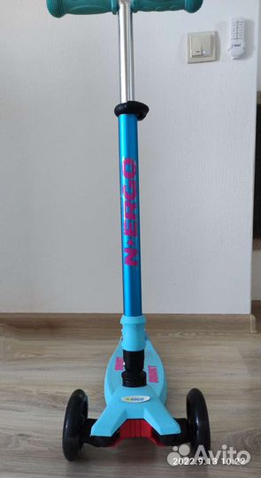 Самокат светящиеся колëса