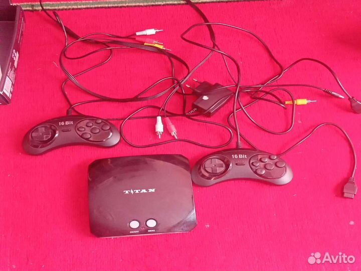 Игровая приставка titan