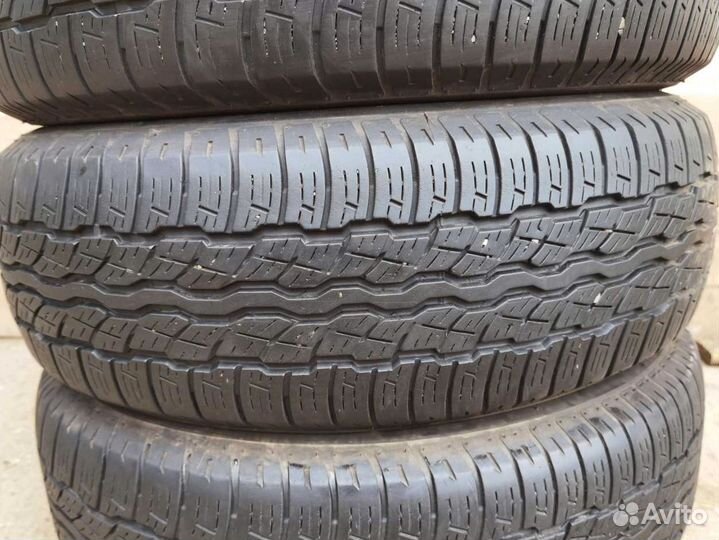 Bridgestone Dueler H/T 687 225/65 R17 102H