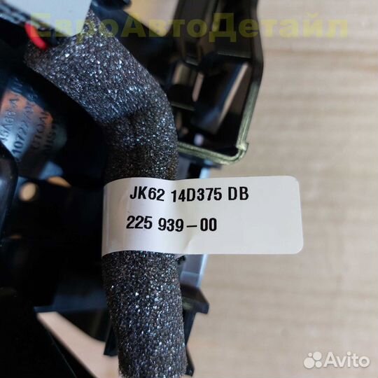 Кронштейн блока климата Range Rover Sport 2 L494