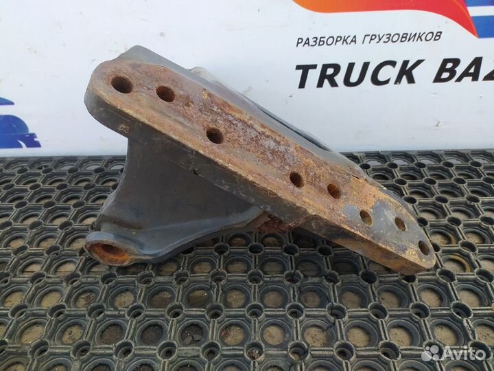 Кронштейн передней рессоры L Volvo FH, Volvo FM