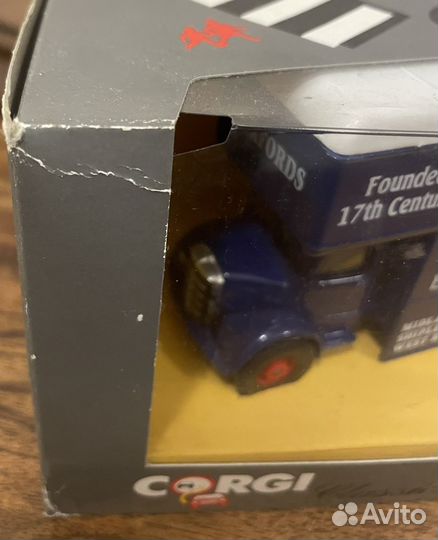 Коллекционная машина Corgi Англия 1989 год