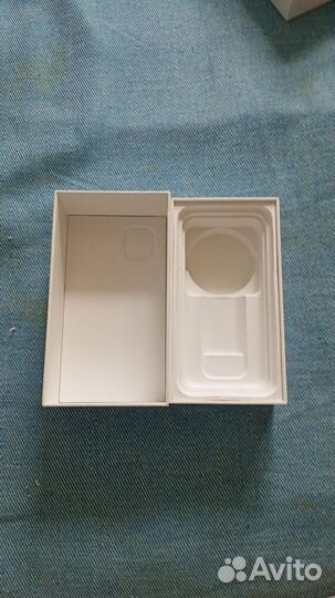 Коробка от iPhone 11