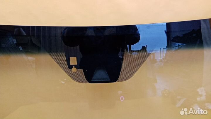 Стекло лобовое (ветровое) Land Cruiser (200) 1320112