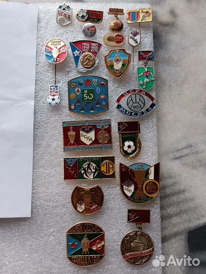 Значки Ц С К А футбол хоккей