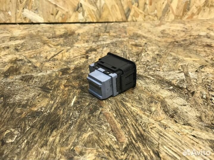 Блок кнопок выключения сигнализации Audi A4 B8