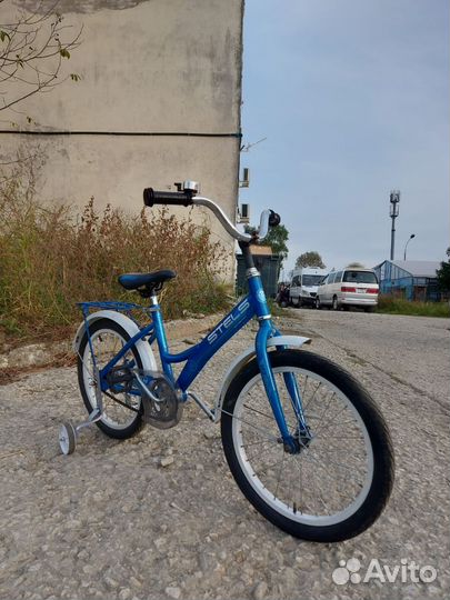 Детский Stels Talisman 18” с доп. колёсиками