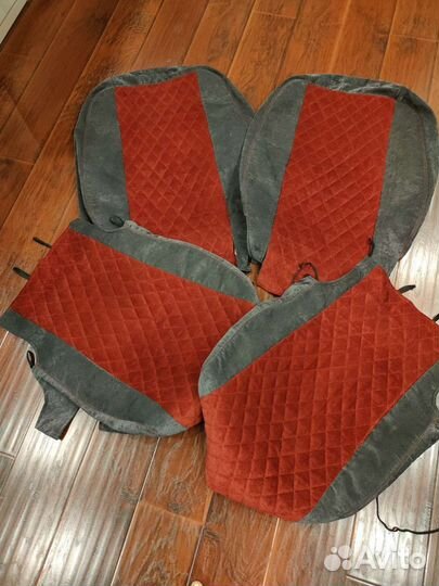 Автомобильные чехлы Renault fluence